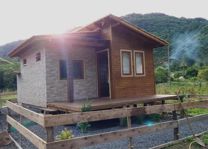Cabanas Quatro Irmãos - Nó de Pinho